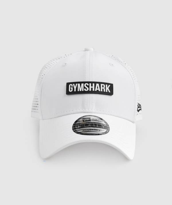 Panske Čiapky Gymshark New Era GS 9Forty Trucker Biele | SA8793510